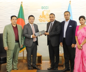 Meeting between DCCI President and Sri Lankan High Commissioner held